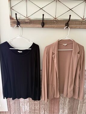 Women’s Maurice’s XL Lot- Black Long-Sleeve Knit Top & Taupe Open Blazer